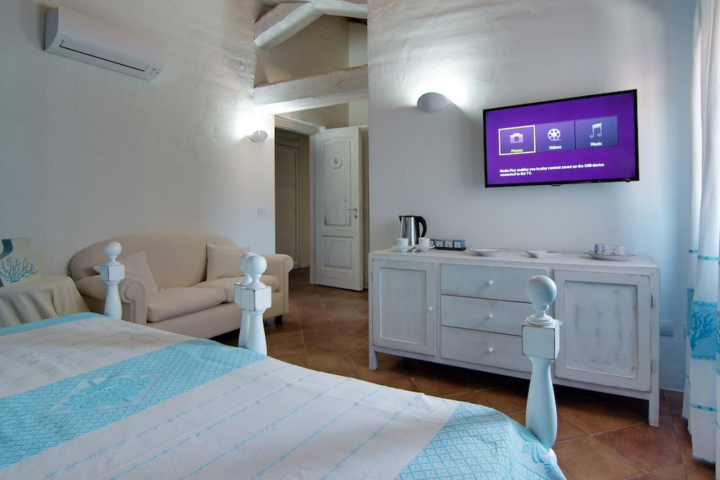 Domus Corallia-Luxury Rooms Porto Rotondo Εξωτερικό φωτογραφία