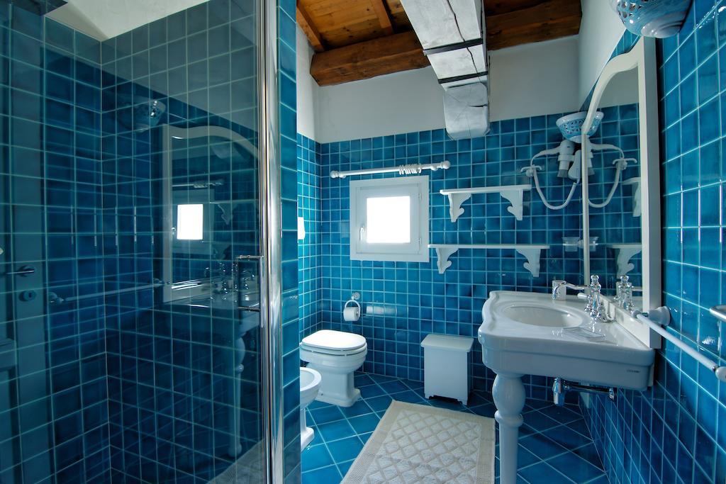 Domus Corallia-Luxury Rooms Porto Rotondo Δωμάτιο φωτογραφία
