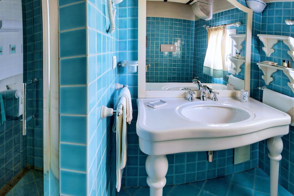 Domus Corallia-Luxury Rooms Porto Rotondo Εξωτερικό φωτογραφία